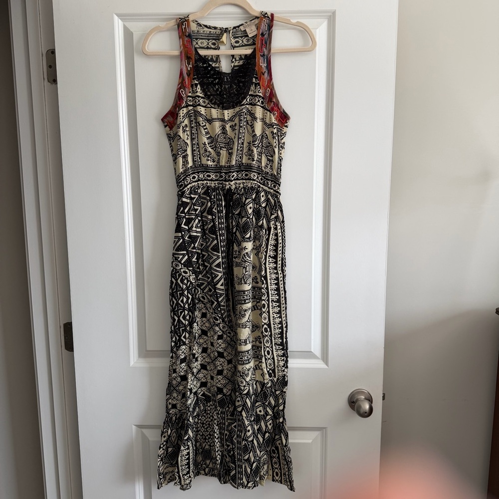 Lucky Brand Black and Cream Maxi Dress